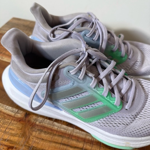 Adidas Bounce Gray and Green Athletic Shoes, Womens 8.5 - Picture 2 of 10